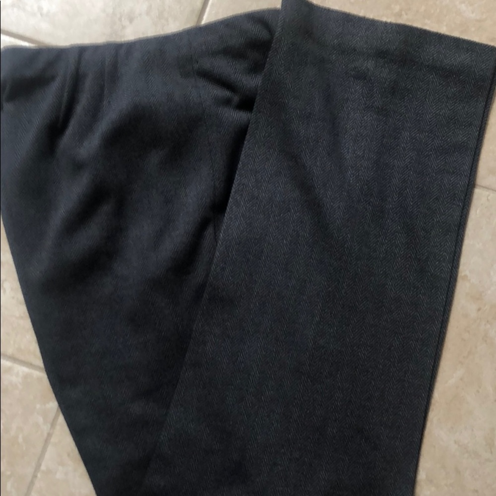 Office casual Black Chevron middle weight pant.